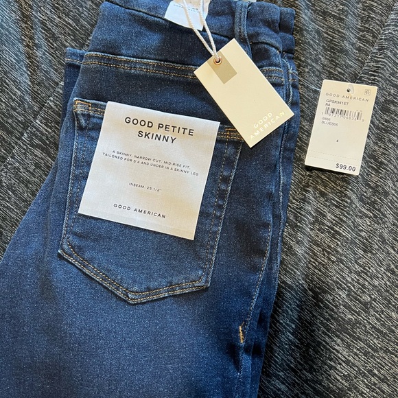 Good American Jeans - NEW - Picture 3 of 4